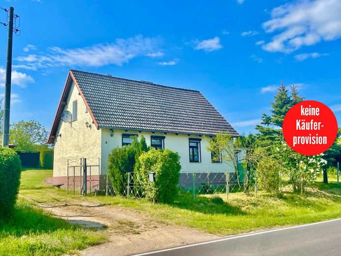 HORN IMMOBILIEN ++ Ramin bei Löcknitz Haus mit großem Grundstück – Einfamilienhaus in Ramin bei Löcknitz
