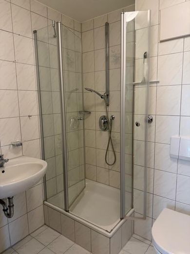 Schöne EG Wohnung mit Terrasse in Biberach an der Riß – WC und Dusche 
