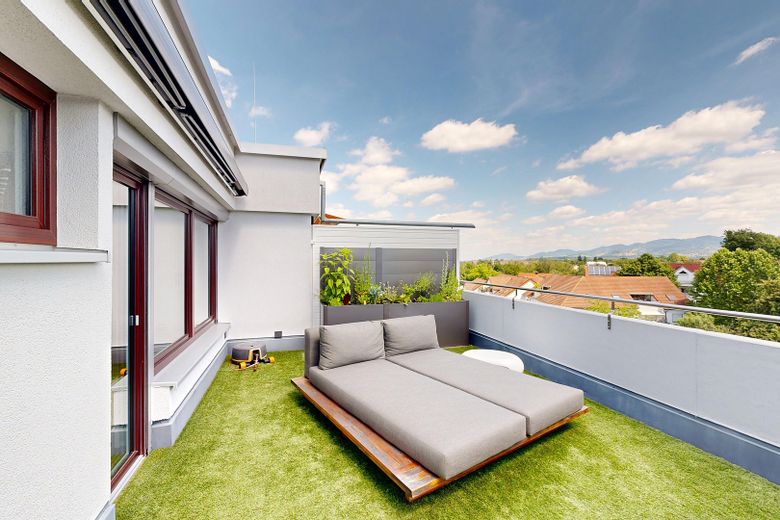 Höchste Penthouse-Etage in Achern Exklusives Wohnen mit spektakulärem Panoramablick – Liegeplatz auf der Terrasse