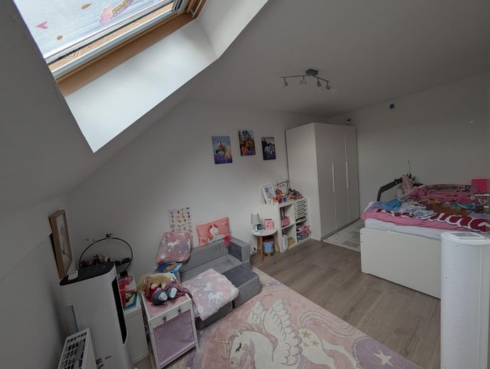 DG - Schlaf-/Kinderzimmer 1