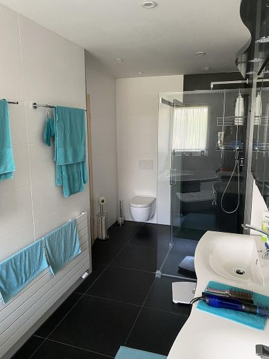 Barrierefreie Regendusche