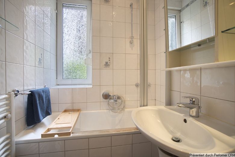 Ruhige, möblierte Apartmentwohnung in Pempelfort – Top-Lage! – c58cd75be352fec6f93b70e3df16a4a65466ae4d.jpg