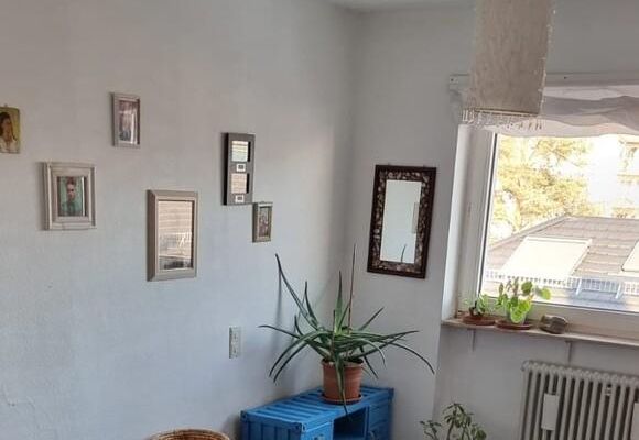 Bornheim (8061427) –
nur für 4 Monate anzumieten möblierte 2 Zimmer-Wohnung