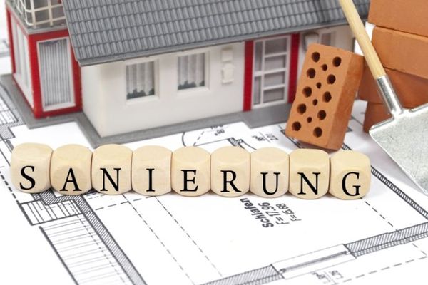 Bâtiment historique avec permis de construire - en zone de réhabilitation !