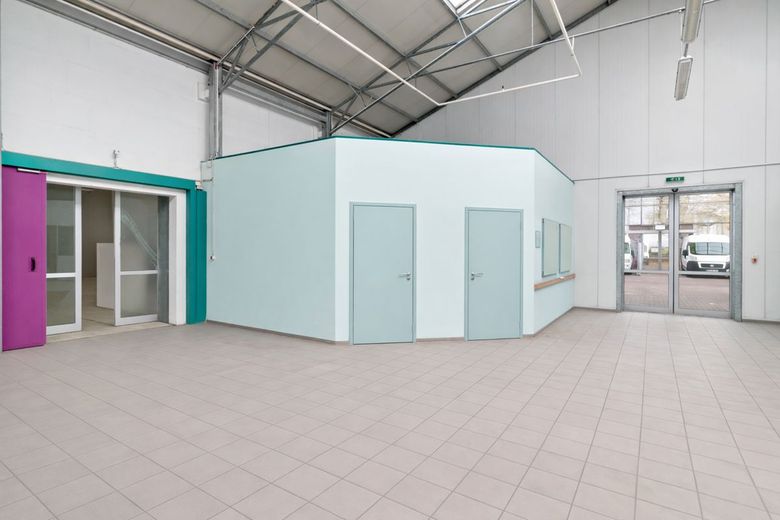 Lager-/Logistikfläche mit Büroanteil in Halle (Saale) - Tornau – Gemeinschafts WC's