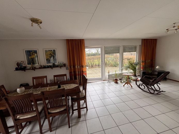 Wohnzimmer mit Terrassenzugang