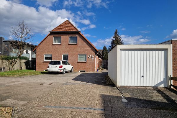 Seltene Gelegenheit in Holtorf: Großzügiges Zweifamilienhaus mit Terrasse und Garage