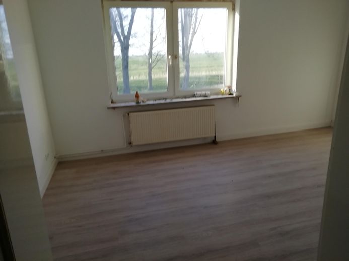 EG Wohnung in ruhigem Zweifamilienhaus sucht Hobbygärtner – Zimmer 4