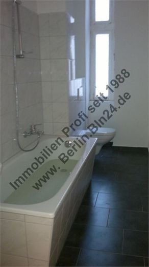 Mietwohnung -- saniert - 2er WG geeignet – (38)