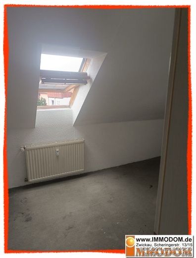 2-Zimmer-Wohnung in Zwickau-Oberplanitz im Dachgeschoss zu vermieten! – Schlafen (vor Reko)