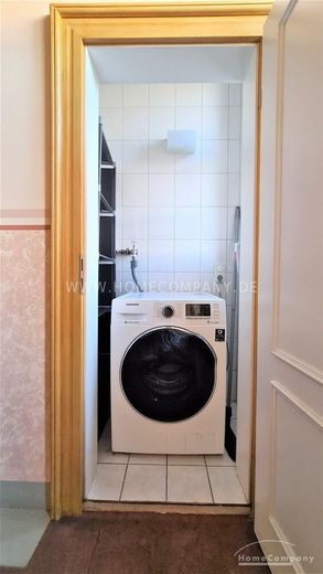 22888G HomeCompany Dresden Amueblado/Furnished apartamento de diseño de 1,5 habitaciones con balcón en Dresden-Pieschen máx. 2 personas – 14869e93f9eb4057616abe94ccfa4817d2b64b8d.jpg