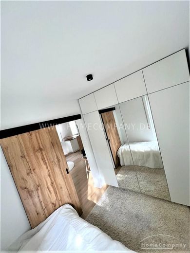 23509 HomeCompany Dresden Möbliert/Furnished 2-Zimmer Terrassenwohnung mit Gartennutzung in Dresden – Striesen max. 2 Personen – 61b14d11bae4e1e412b1897014f6132a50951a45.jpg
