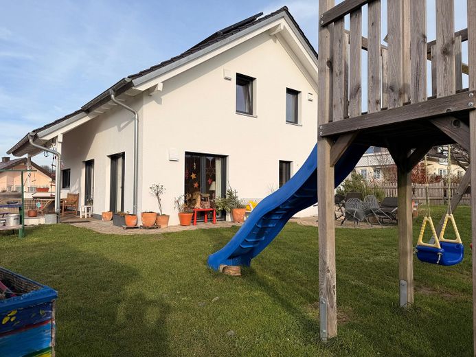 Blick auf die Terrasse/Garten