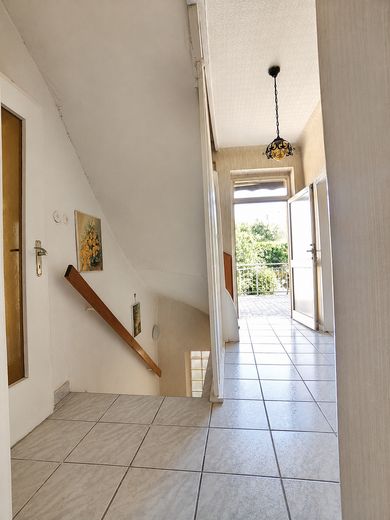 Una casa amata cerca persone per un futuro comune [da privato] – Flur Haus 2