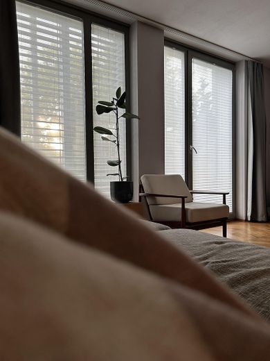 Wunderschöne Maisonette-Wohnung in bester Lage mit Garten - Erbpacht – EG Wohnzimmer