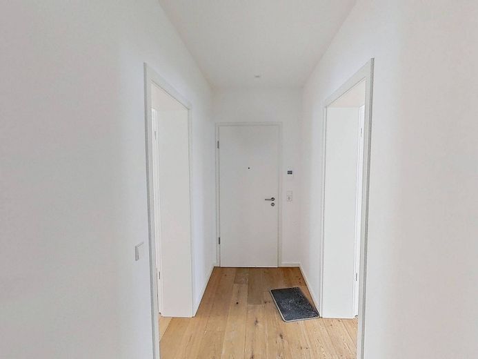 ++ Terraza incluida: Amplio piso de 2 habitaciones con cocina equipada moderna ++ – Ansicht I: Flur