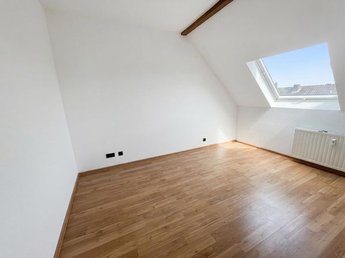 Schicke 2-Zimmer-Wohnung in Krefeld Inrath-Kliedbruch – Schlafzimmer