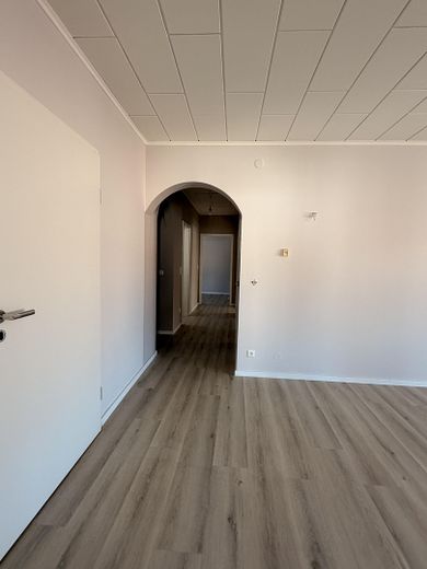 Modernisierte 4,5-Zimmer-Wohnung 126,5 m² mit Balkon in Römerberg - Mechtersheim – Foto 12