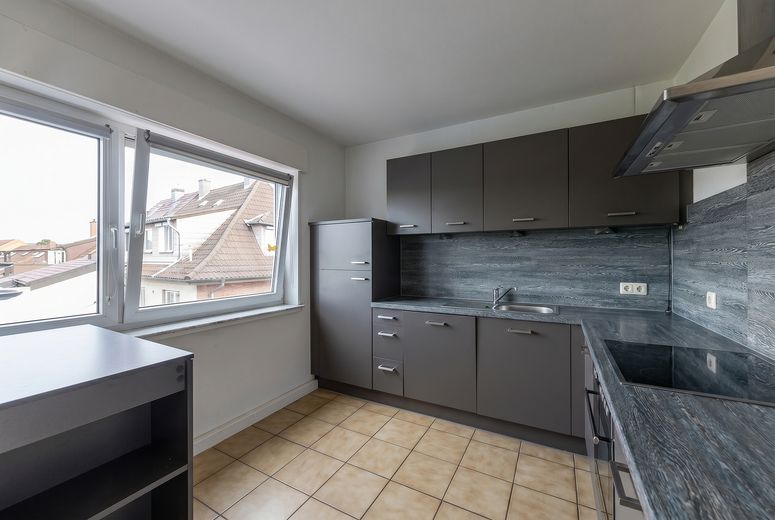 Helle 3-Zimmer Wohnung mit Küche und Balkon – Foto 3
