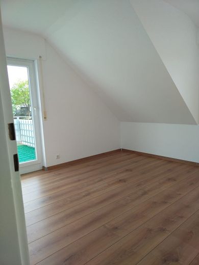 Traumhafte 4-Zimmer Wohnung im 1OG mit Dachterrasse – Foto 3