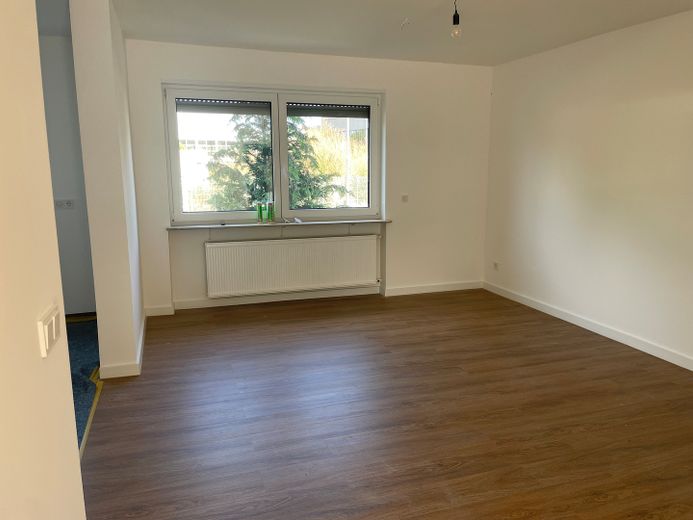 Hermosa casa unifamiliar - reformada integralmente - mucho espacio para toda la familia - ¡sin agente inmobiliario! – EG Esszimmer mit offener Küche