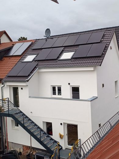 Hochwertige 85m² Maisonett- Wohnung, mit separaten Zugang, Erstbezug. – Außenansicht