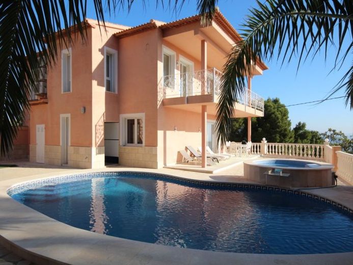 Schöne und sehr geräumige Villa, mit weitem Blick auf Calpe und den berühmten Ifach-Felsen – Foto 1