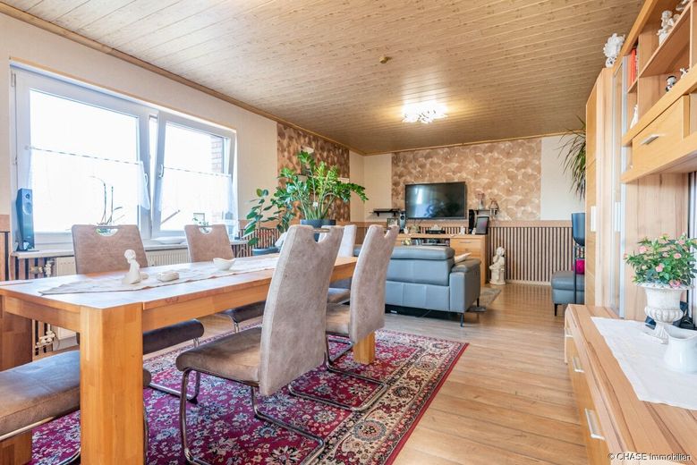 Großzügiges 3-Familienhaus in idyllischer Feldrandlage von Hessisch Oldendorf - OT Rohden! – EG Hp - Wohnraum 1 Ansicht 1