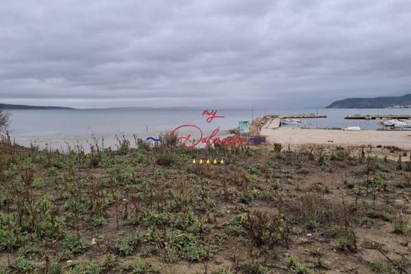 Ljubač 1ª fila sul mare, terreno 475m²