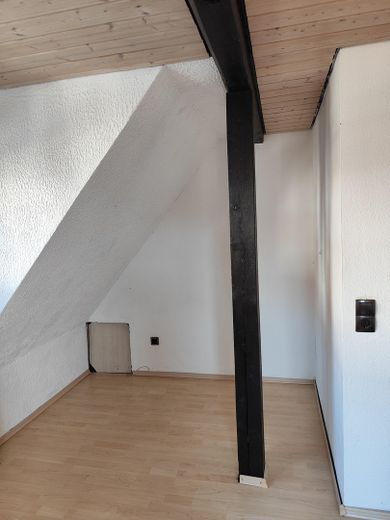 Zimmer 2. OG (Nord-West)