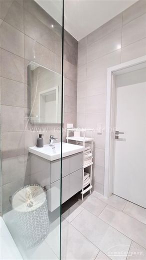 22888G HomeCompany Dresden Amueblado/Furnished apartamento de diseño de 1,5 habitaciones con balcón en Dresden-Pieschen máx. 2 personas – 718e64c7a9e2caa18e629b441f92dc22cc6e9322.jpg