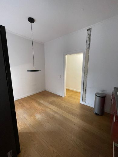 Charmante 2,5-Zimmer Altbauwohnung mit Stuck & Balkon – Hamburg-St. Pauli – Küche