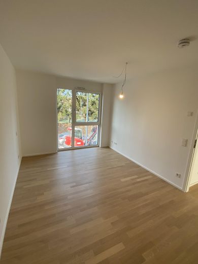 GD Lindach में एक्सक्लूसिव निवास: 3,5 कमरे और बालकनी – Kinder/Arbeitszimmer