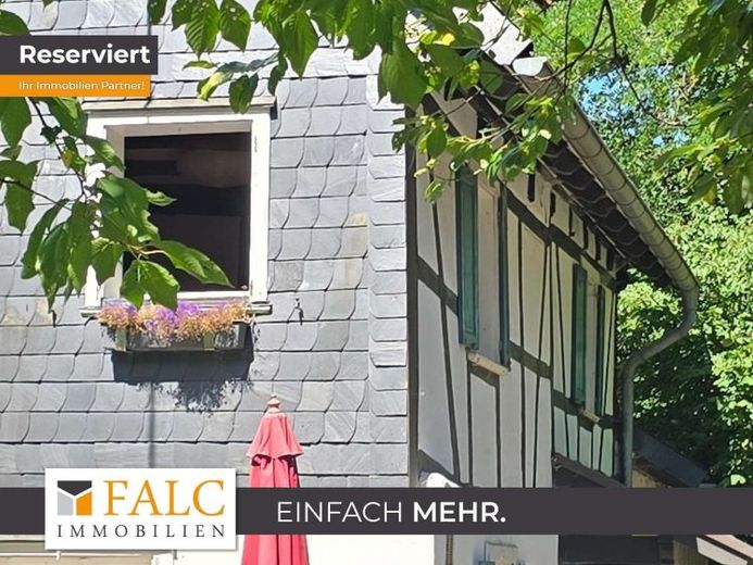 Waldbröl yakınlarında, sakin bir köy konumunda tarihi ahşap karkas mülk – Fotoğraf 1