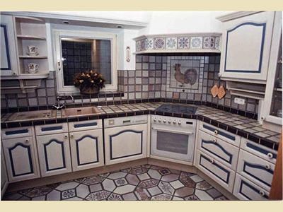 Elegante, großzügige 2-Zi.-Einliegerwohnung – Foto 2