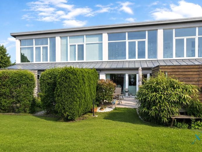 Modern Wohnen mit Stil – Reihenmittelhaus in der Gartenstadt – Foto 1