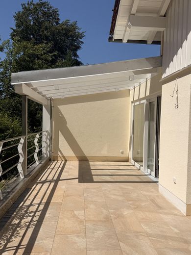 Luxus-Erstbezug nach Kernsanierung | 4 Zimmer | großzügiges Wohnen – Balkonterrasse