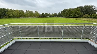 EXKLUSIVE WOHNATMOSPHÄRE MIT BLICK INS GRÜNE – 1781790713_a883777.jpg