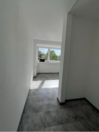 Schöne 96 m² Wohnung in ruhiger und zentraler Lage in Duisburg Rheinhausen – Küche