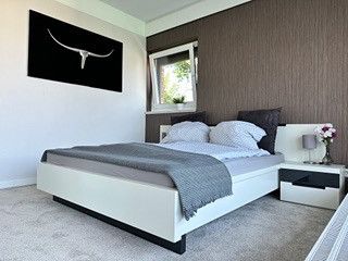 Loft exclusif : garage, climatisation, jacuzzi, deux terrasses sur le toit au centre de Langenhagen – Photo 9