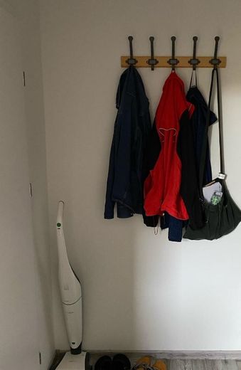 Schicke kleine Wohnung voll möbliert und löffelfertig incl. WLAN – Gardarobe 