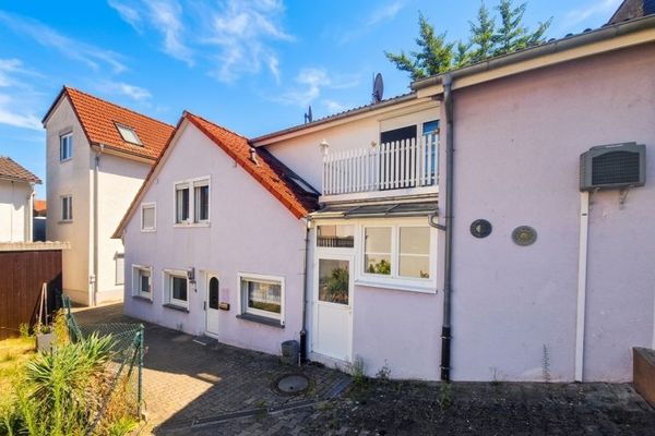 Eigen huis in plaats van een appartement: 105 m² + 40 m² bedrijfsruimte, direct beschikbaar
