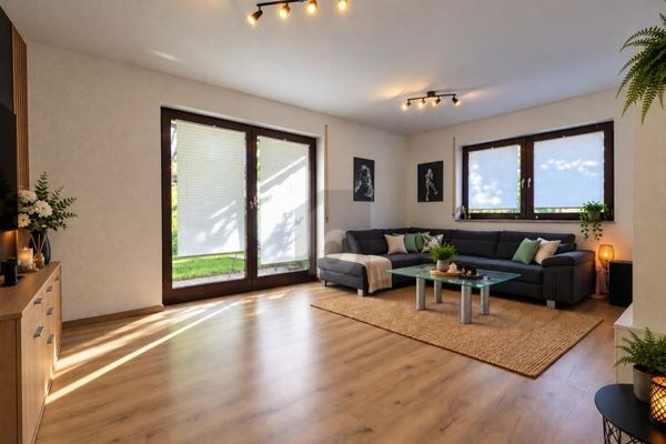 LIVING COMFORT WITH GARDEN & GARAGE