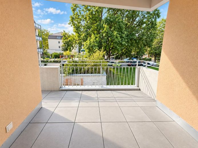 BEZUGSFREI ! MIT BALKON ZUR RUHIGEN SÜDSEITE – Foto 1