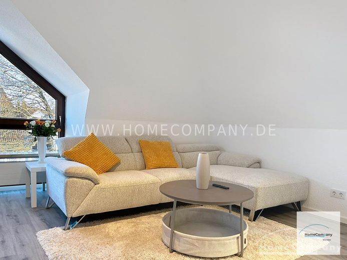 Wohnen mit Stil in Sendling – Neu möbliert  &  bezugsbereit – 9de2cd85cf79e83e3f22090a64a82dbfa317879c.jpg