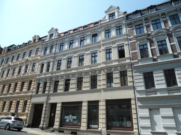 Familienfreundliches Wohnen in der Innenstadt - frisch renoviert! – Foto 1