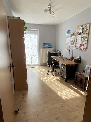 Arbeits-oder Kinderzimmer