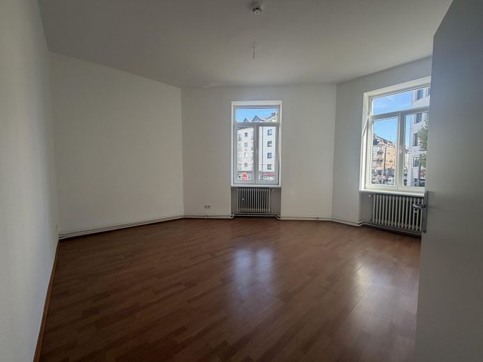 Apartamento céntrico de 3 habitaciones en Nordend con cocina equipada y baño con luz natural – Foto 1