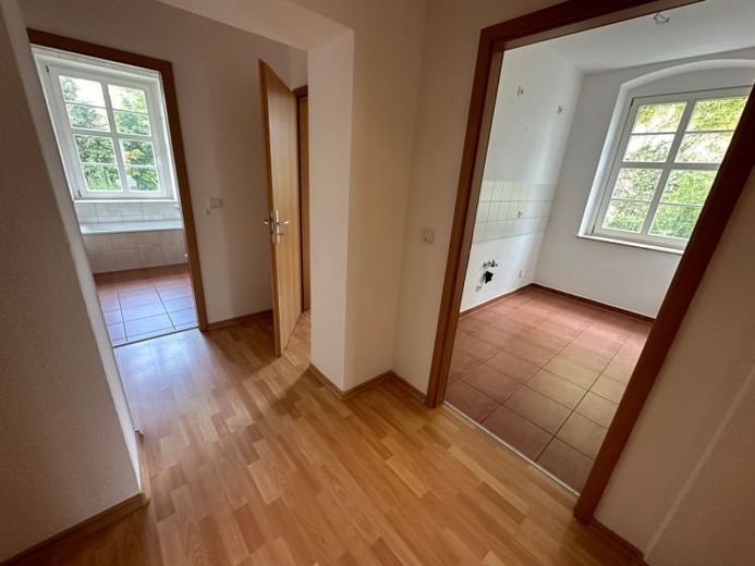 Modern kat planı + laminat + daha birçok özellik !!! 1.1.27 itibarıyla BOŞ – Fotoğraf 1