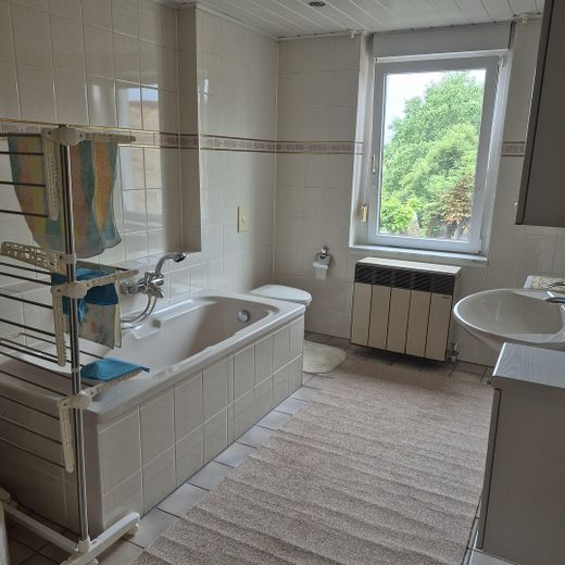 Schönes Wohnhaus u. ehemaliges Mühlengebäude – Foto 9